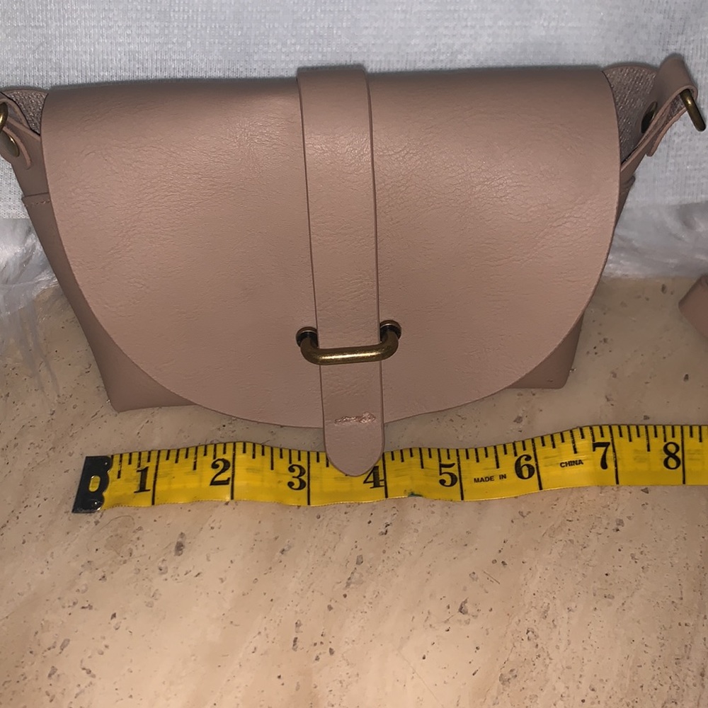 Mini Universal Thread crossbody bag - Picture 9 of 9
